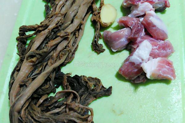 梅菜蒸肉饼的做法图解1