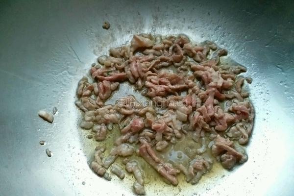 茼蒿炒肉的做法图解4