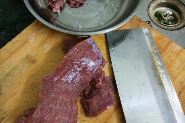 蔥香牛肉的做法图解1