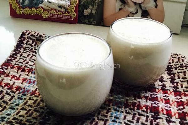 豆浆机自制香蕉奶昔的做法图解9