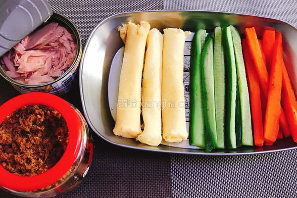 粢米卷(美味便当)的做法图解3
