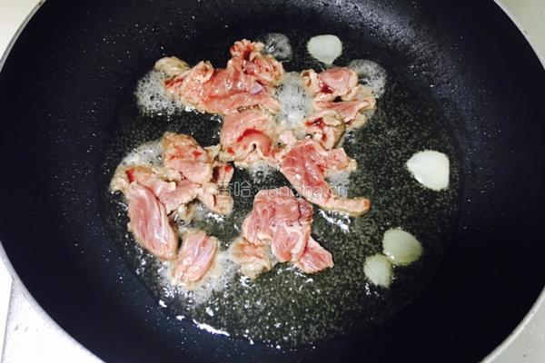 藕尖炒牛肉的做法图解3