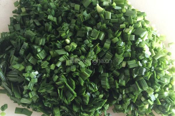 蔬汁金鱼饺子（韭菜馅）的做法图解7