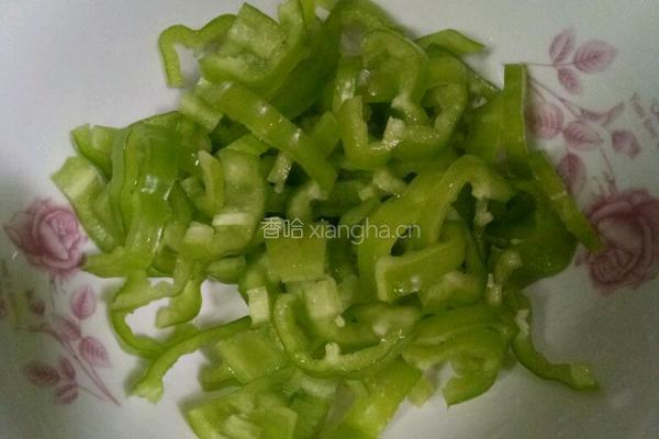 宫保鸡丁(特殊)的做法图解1