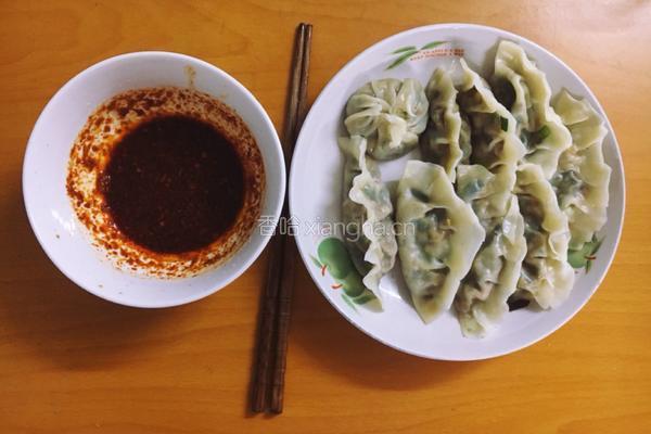 韭菜鸡蛋香菇豆干素饺的做法图解13