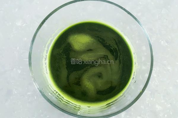 炝拌菠菜汁面的做法图解7