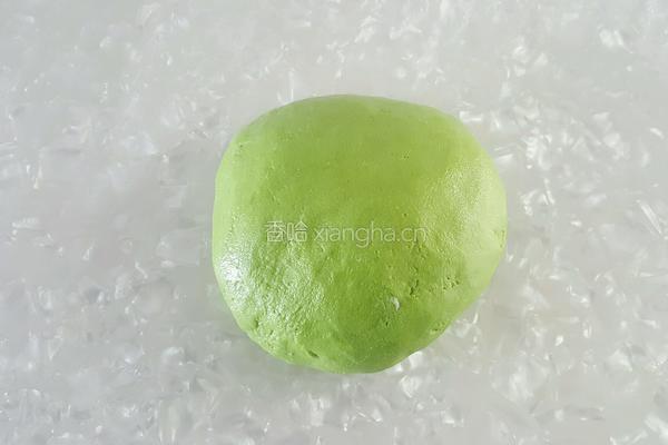 炝拌菠菜汁面的做法图解12