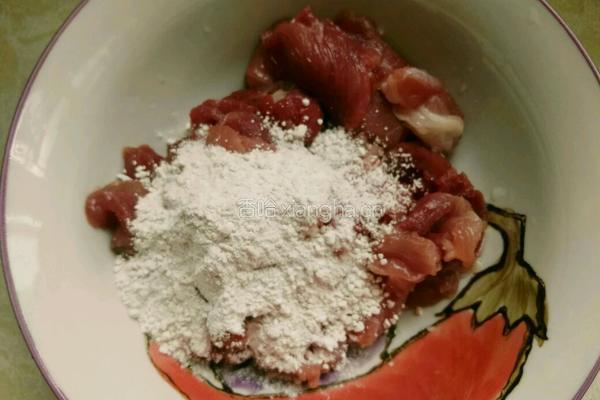 彩椒炒肉片的做法图解4