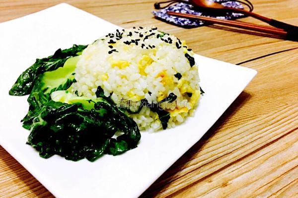 鹅蛋翡翠炒饭的做法图解14
