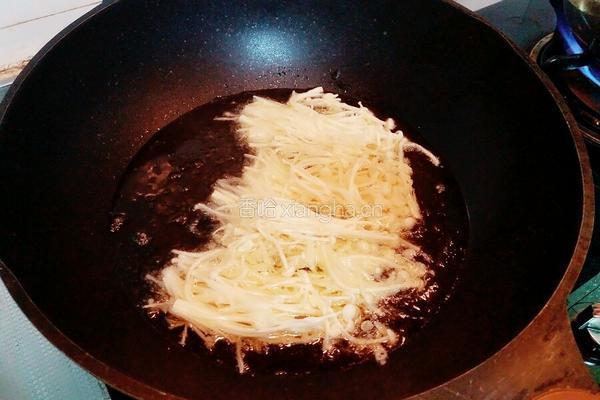 软炸金针菇的做法图解8