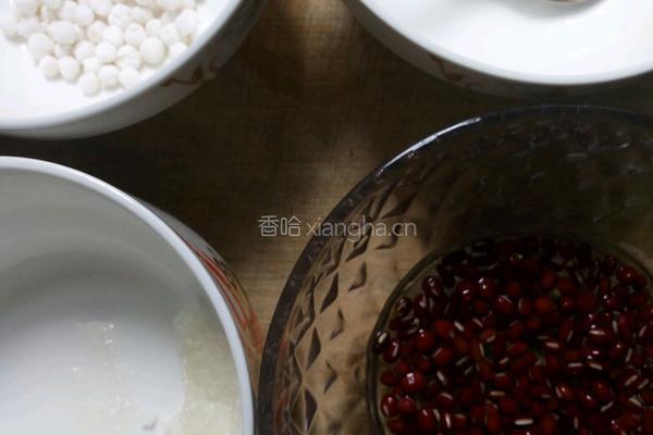 红豆西米露的做法图解1