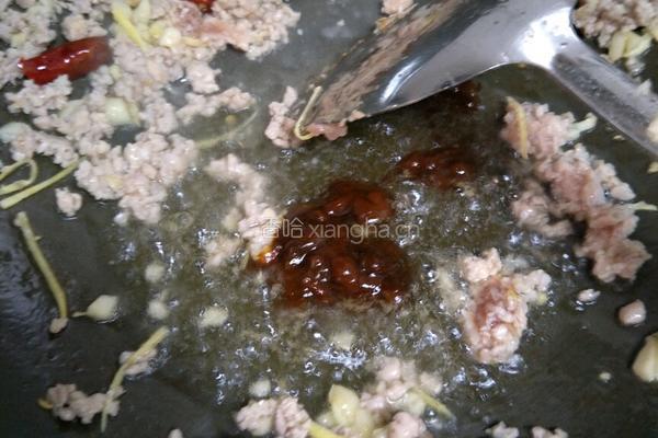 肉沫茄子煲的做法图解7