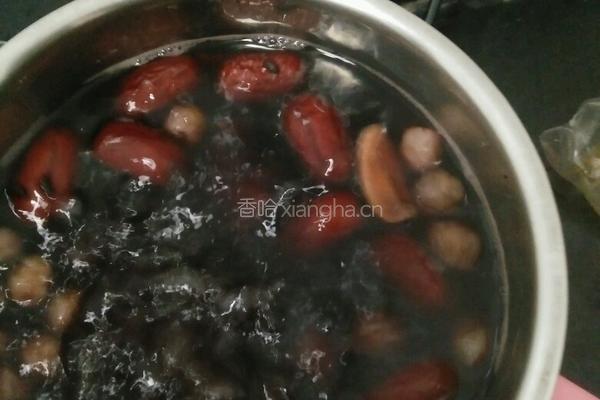 黑米鸡蛋汤的做法图解4