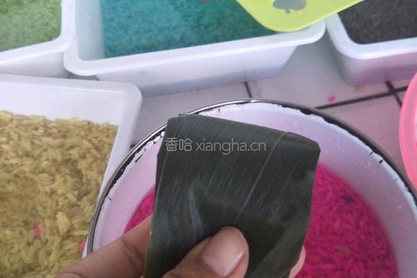 八色彩虹粽子的做法图解8
