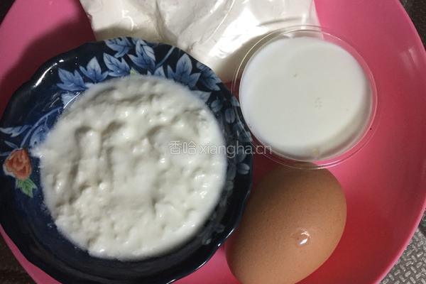 酸奶海绵蛋糕的做法图解3
