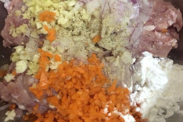 雪梨肉丸汤的做法图解3