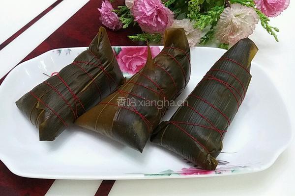 豆沙芝麻粽子的做法图解12