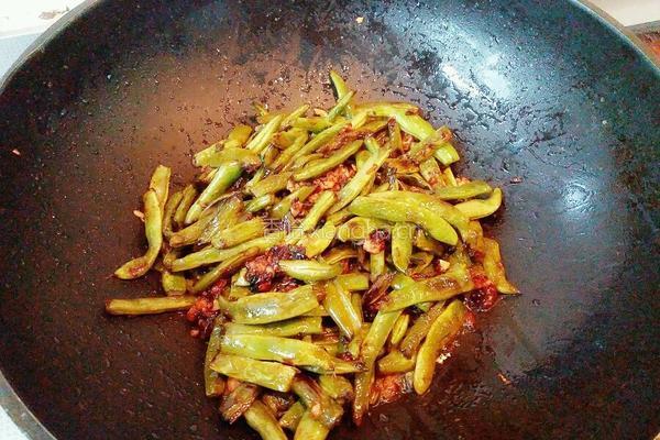 干煸豆角的做法图解8