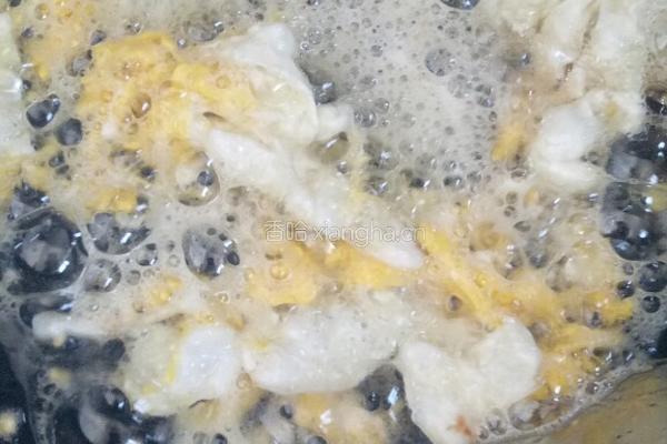 豌豆肉沫蛋炒饭的做法图解4