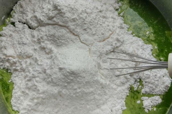 木薯椰浆班兰糕的做法图解6