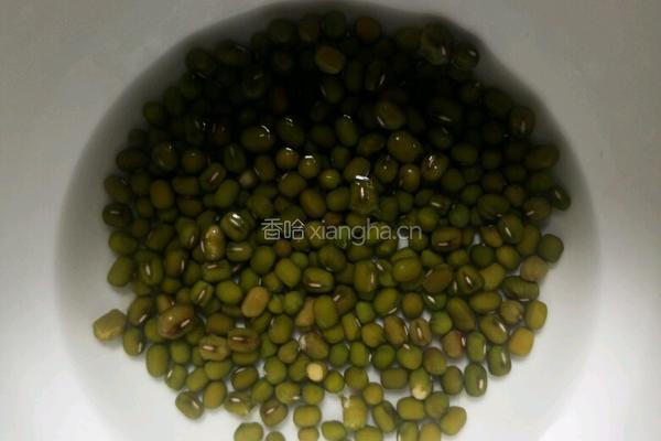 绿豆酥的做法图解1