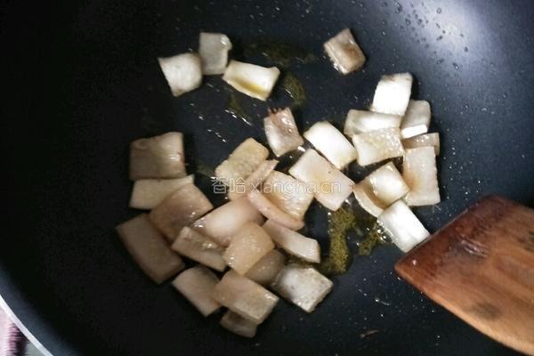 肉皮炖白萝卜的做法图解3