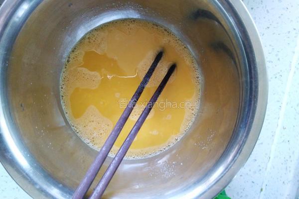 土豆丁煎蛋的做法图解2