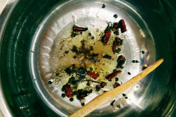 香菇肉沫炒凉粉的做法图解12
