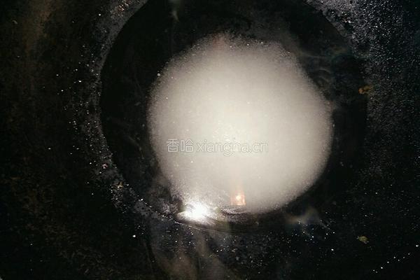 琥珀核桃仁的做法图解3