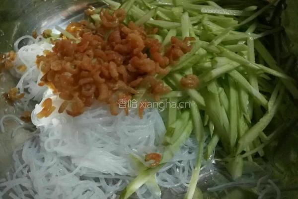 黄瓜粉丝拌海米的做法图解8