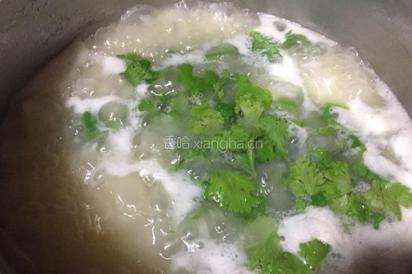 香菜瘦肉粥的做法图解7