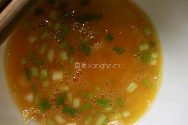 葱煎鸡蛋饼的做法图解2