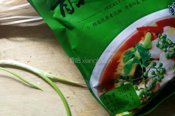 蒸鱼酸辣粉的做法图解1