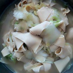 素菜干豆腐炖白菜片的做法[图]