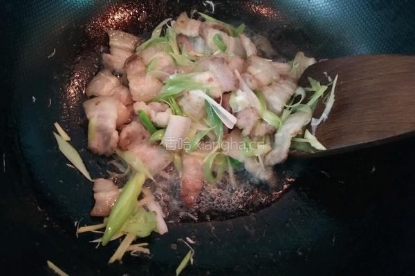豆瓣酱炒五花肉的做法图解4