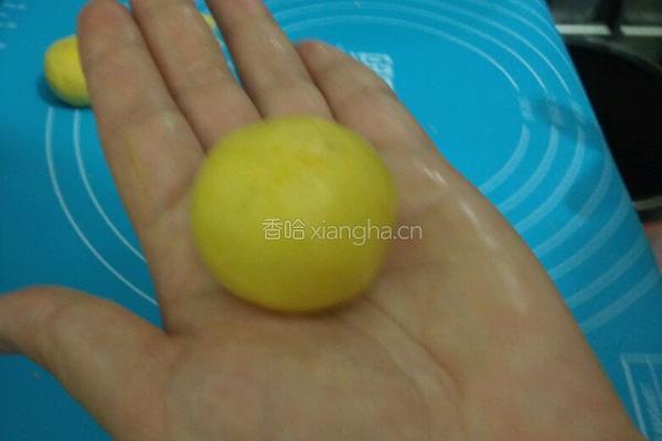 豆沙馅南瓜饼的做法图解7