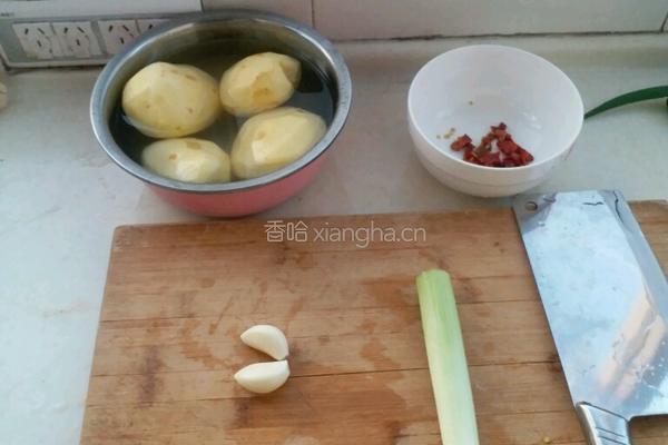 洋芋擦擦的做法图解1