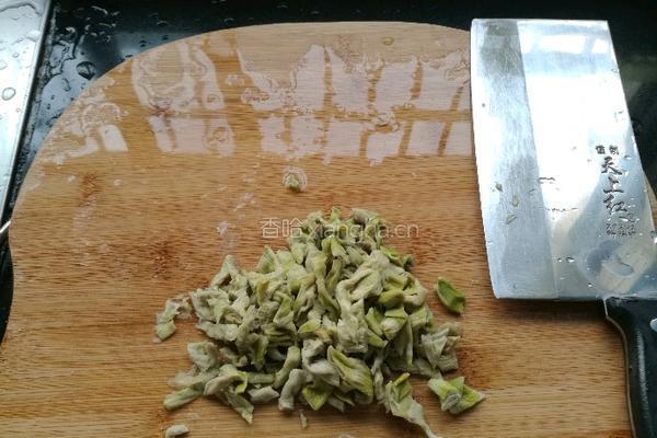 青毛豆炒田鸡的做法图解6
