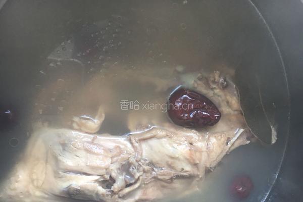 大枣鸡汤的做法图解6