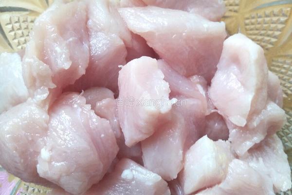 香炸酥肉的做法图解1