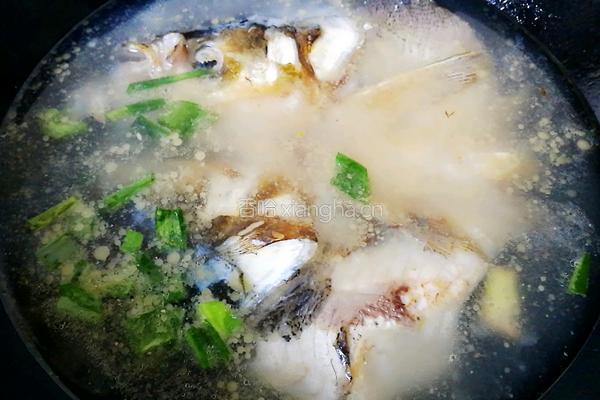 鱼头豆腐汤的做法图解7