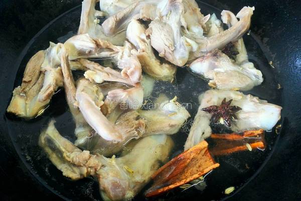 酱香鸭锁骨的做法图解8
