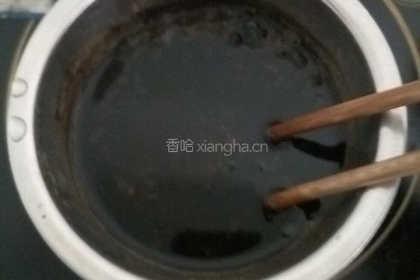 炼奶黑凉粉的做法图解3