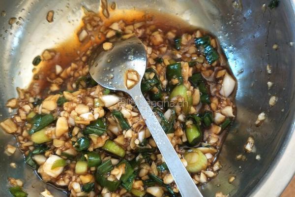 蒜蓉粉丝蒸龙虾的做法图解5