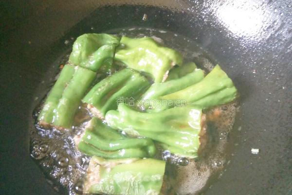 肉末灌虎皮青椒的做法图解6