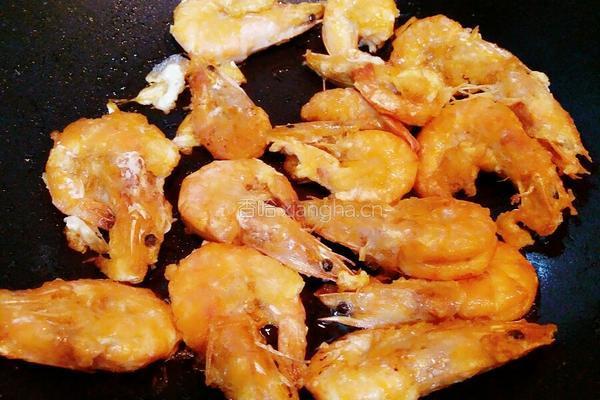香酥黄金虾的做法图解3