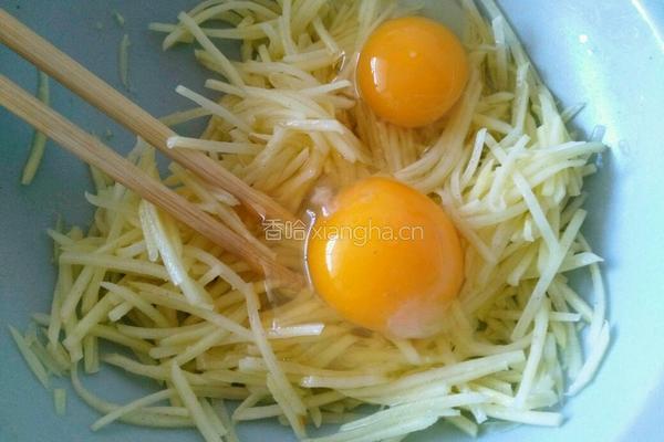 香煎土豆丝鸡蛋饼的做法图解3