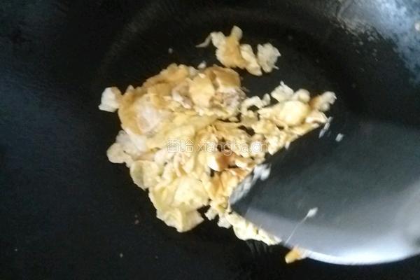 家常酱油炒饭的做法图解2