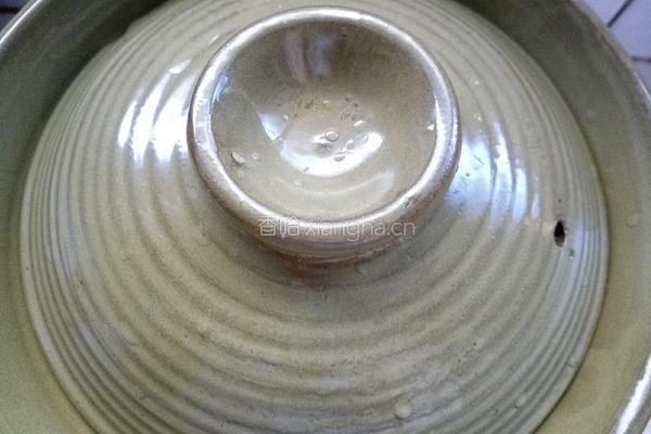 菠萝南瓜银耳汤的做法图解3