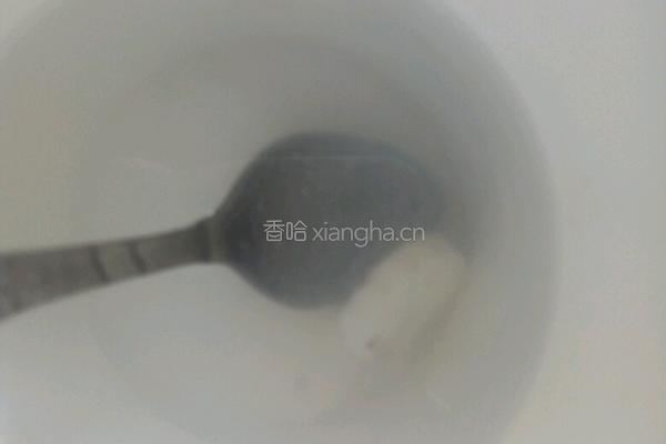 草莓牛奶糖蜜的做法图解3